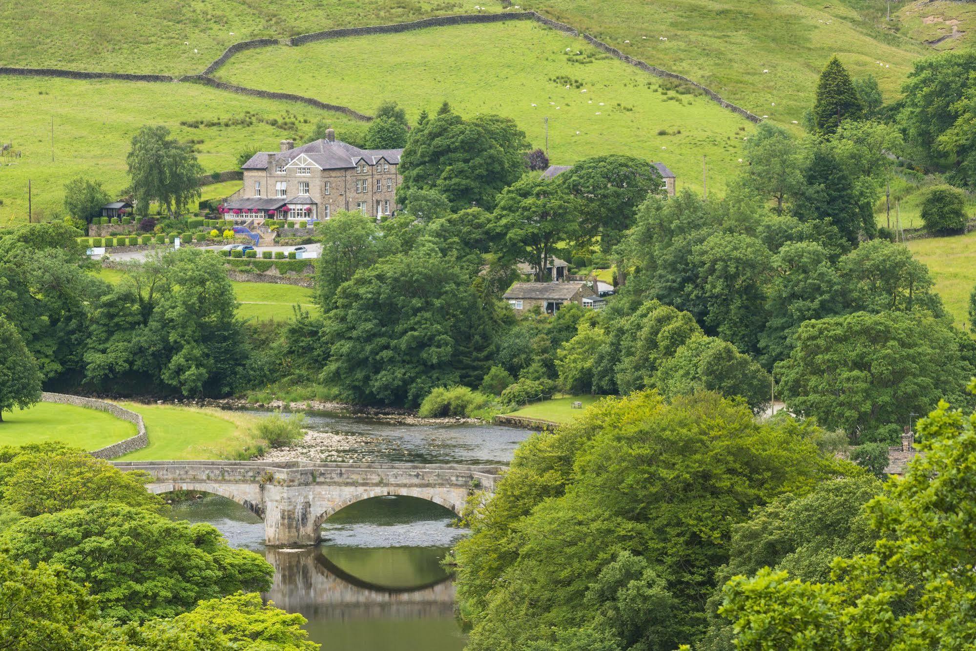 The Devonshire Fell Hotel Burnsall Exterior foto